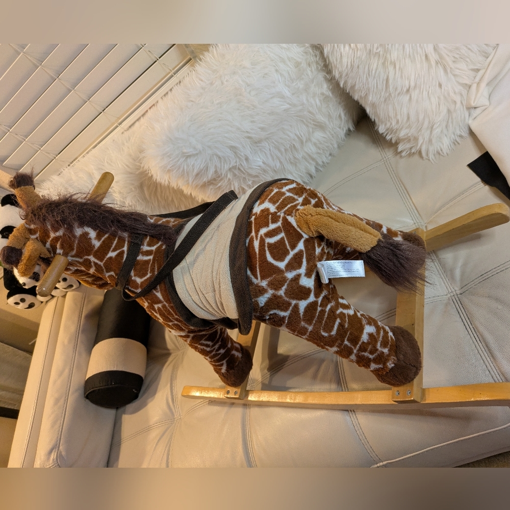 Comfy Classic Animal Adventure Giraffe Rocking Horse - Picture 5 of 9
